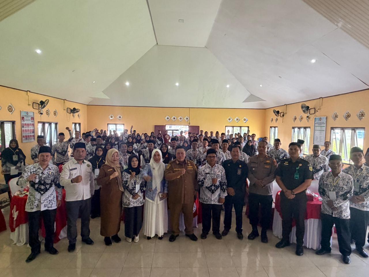 Konkerkab ke I PGRI Mukomuko, Dorong Transformasi Pendidikan di Era Digital